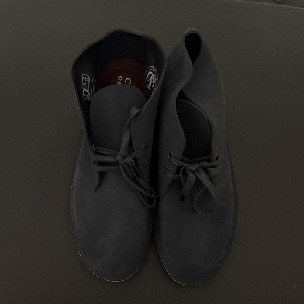 Clarks Navy Desert Boots - Picture 4 of 4